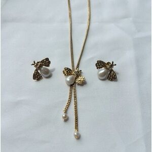 Vintage Pearl Bee Necklace and Earring Set
